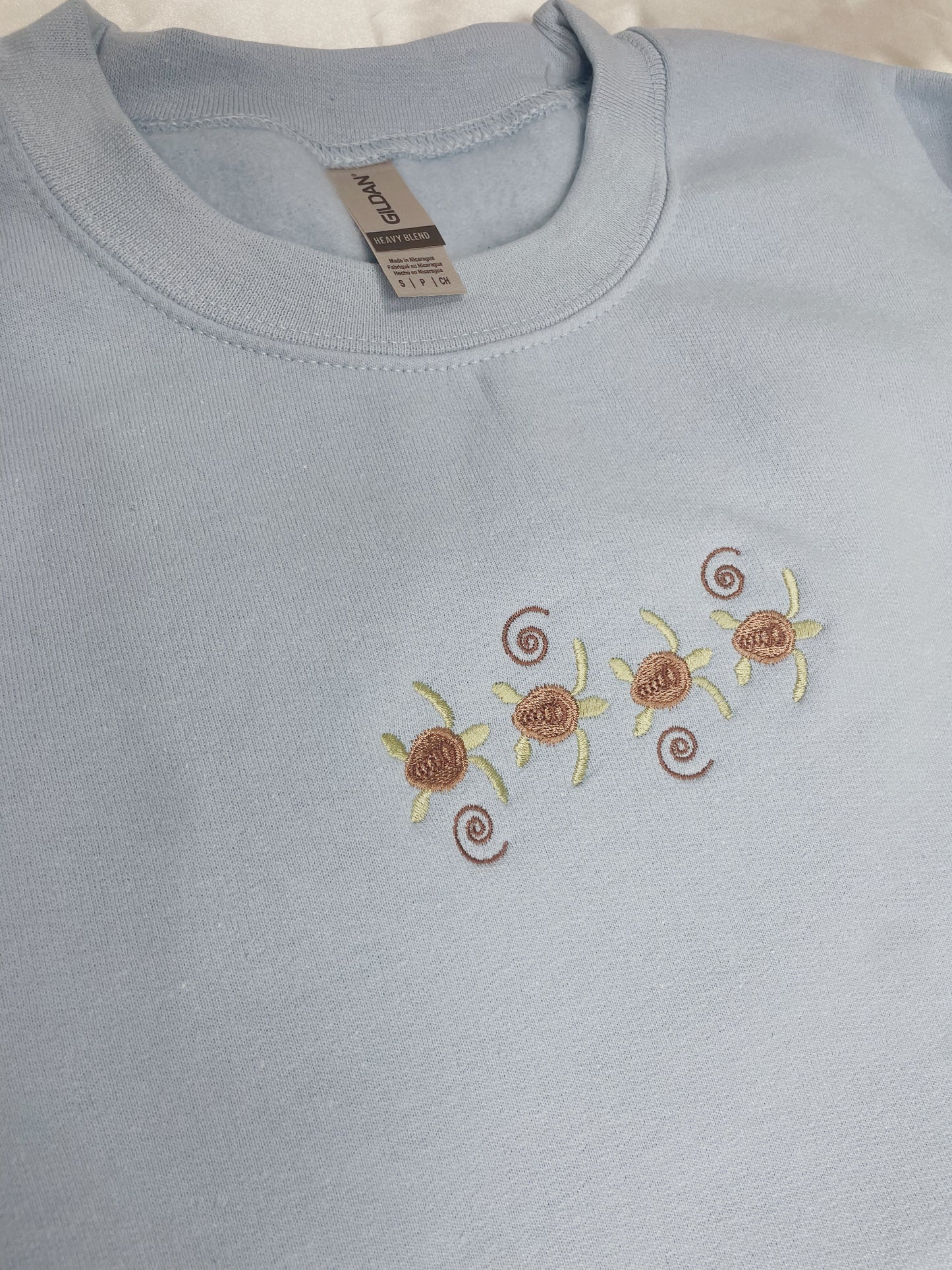 Sea Turtles Embroidered Sweatshirt