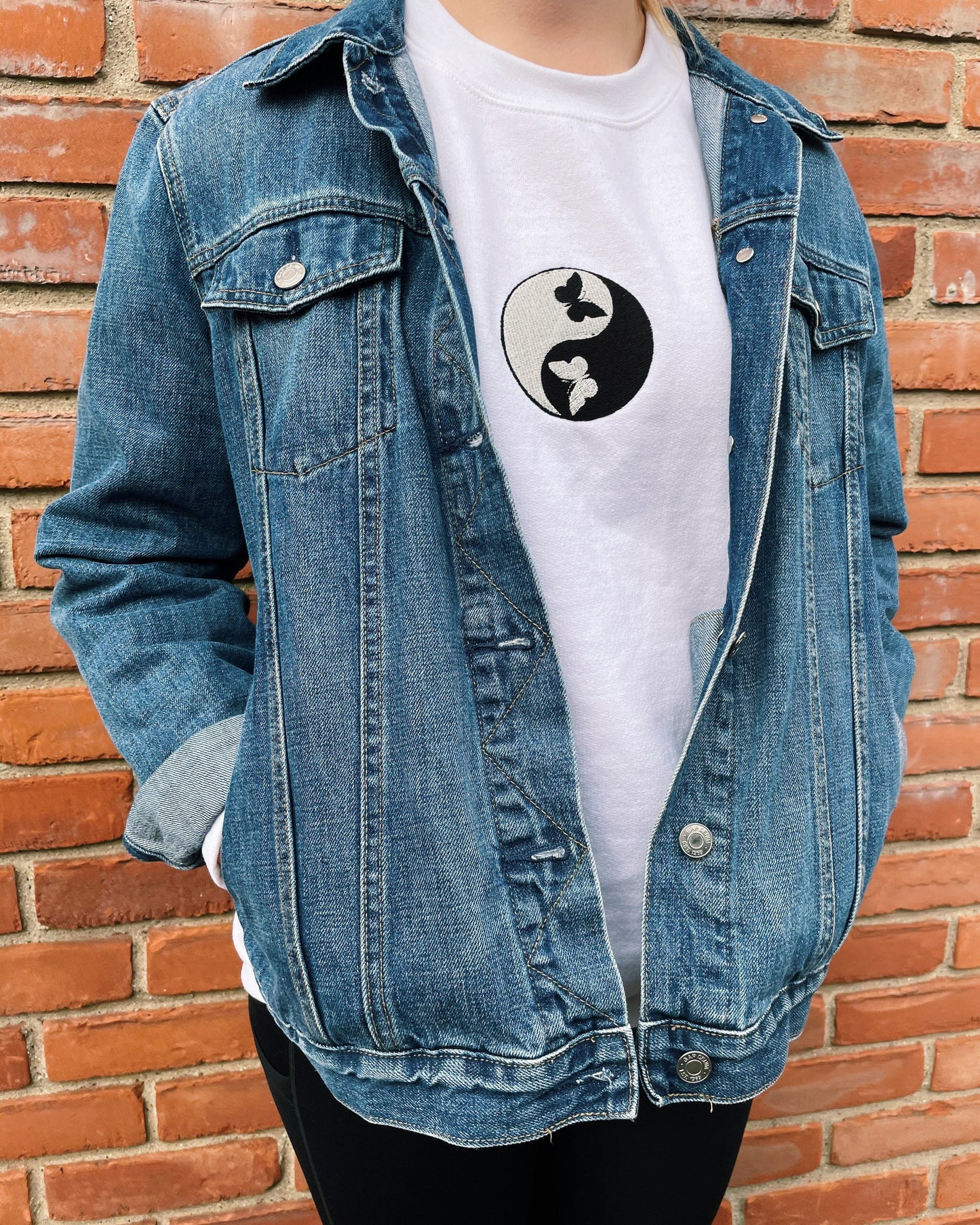 Butterfly Yin and Yang Embroidered Sweatshirt