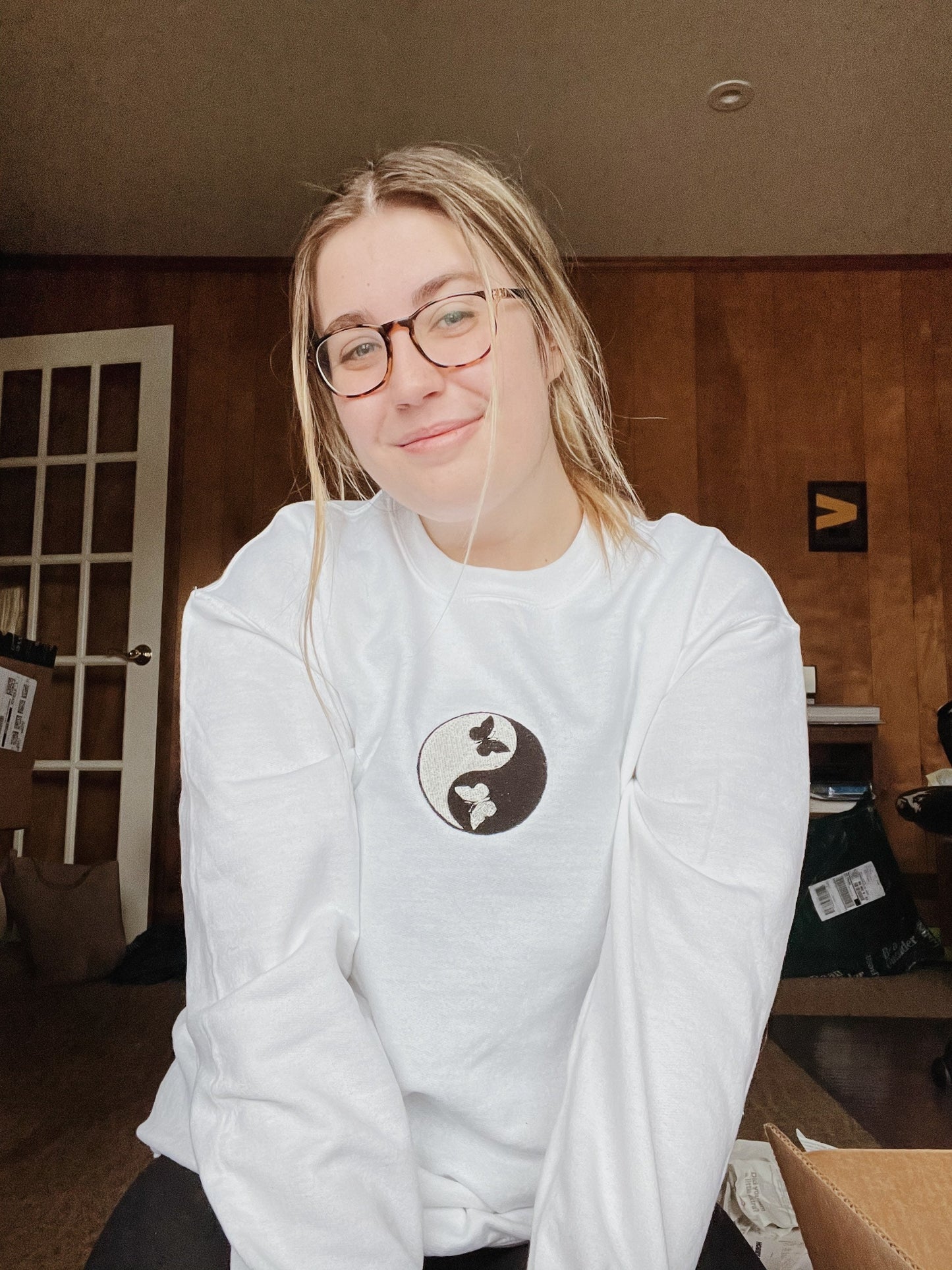 Butterfly Yin and Yang Embroidered Sweatshirt