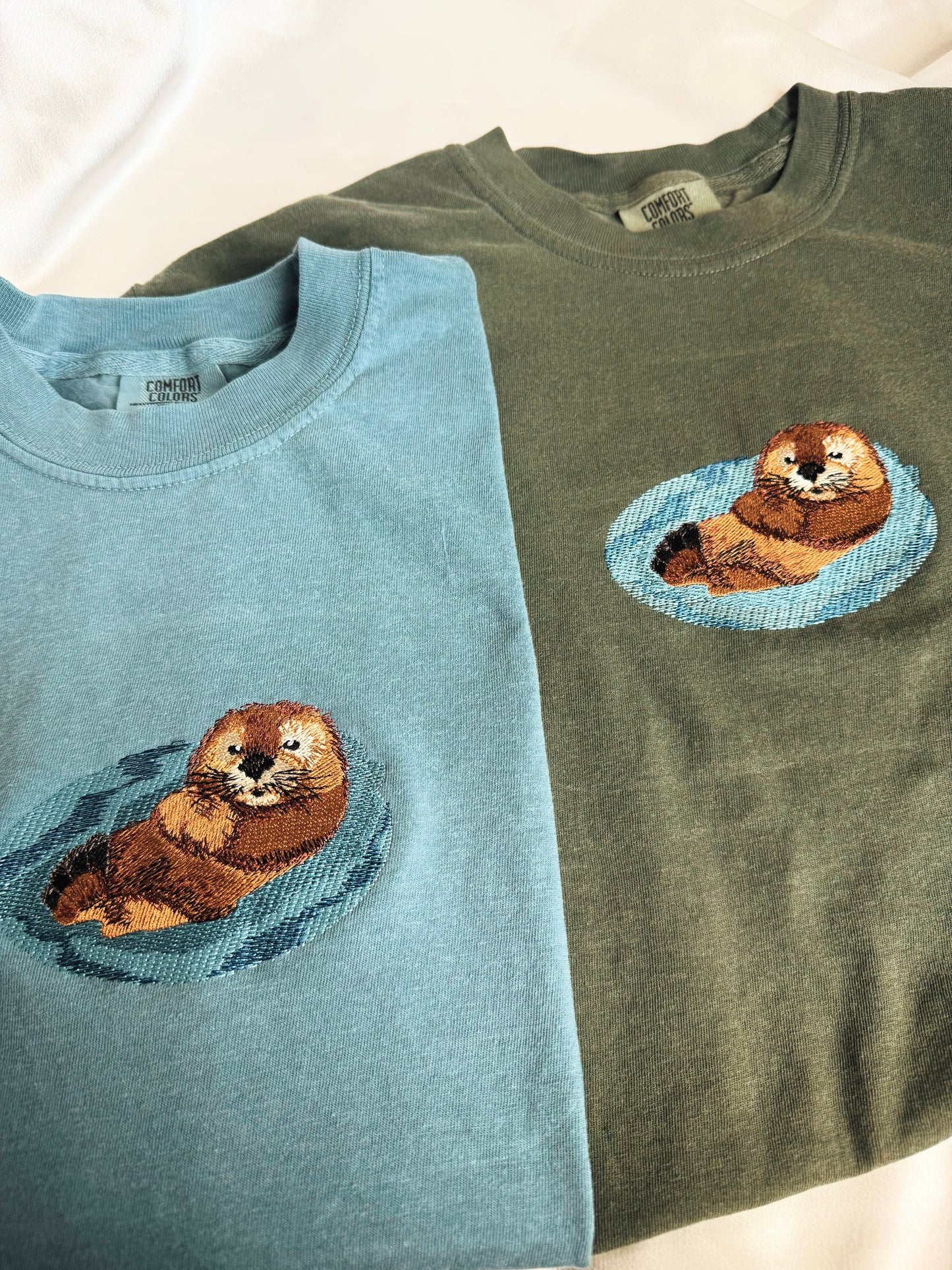 Otter Embroidered T-Shirt