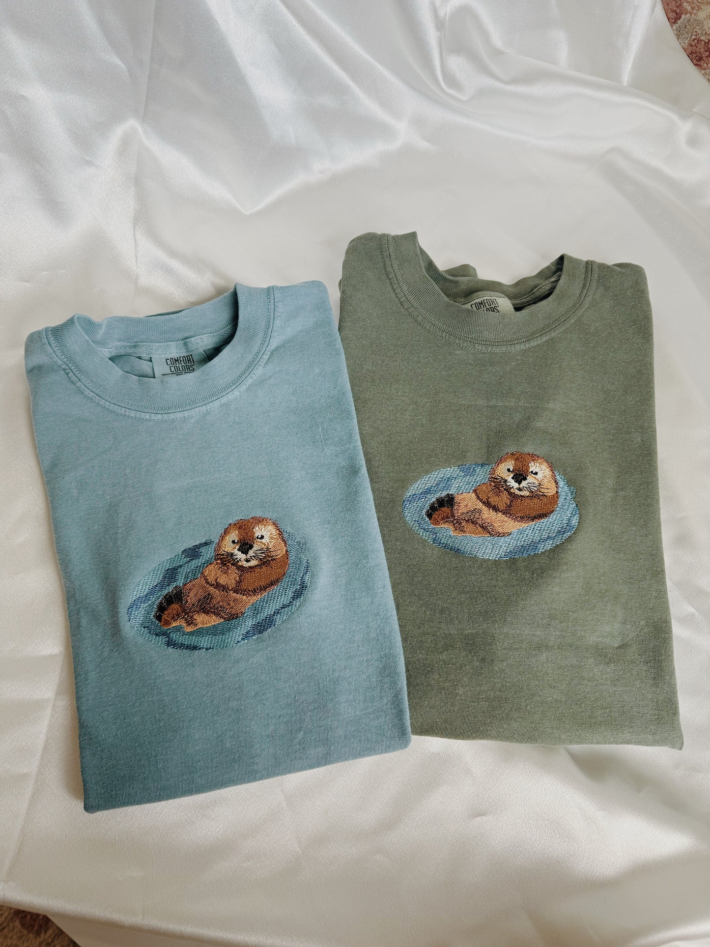 Otter Embroidered T-Shirt
