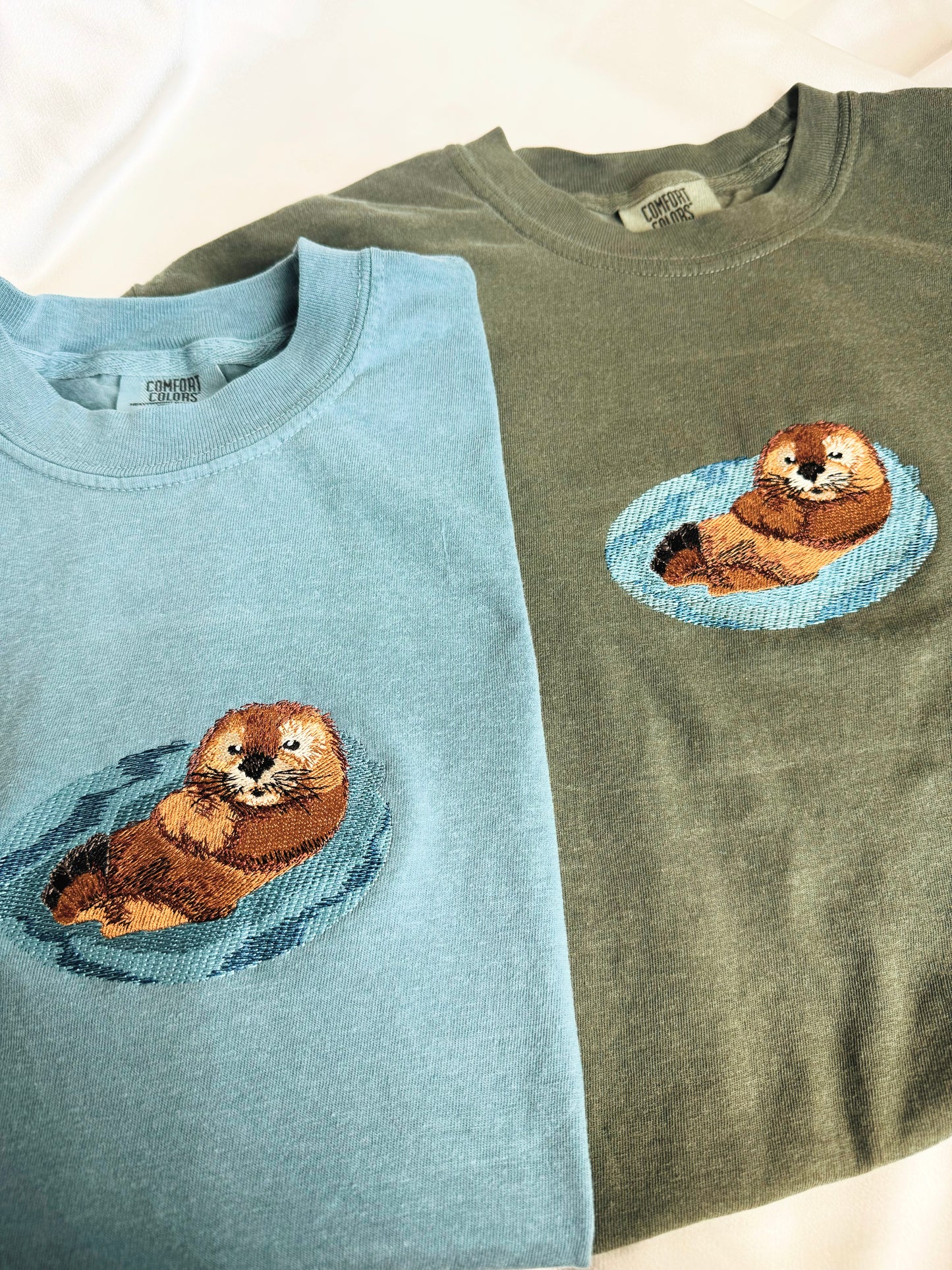 Otter Embroidered T-Shirt