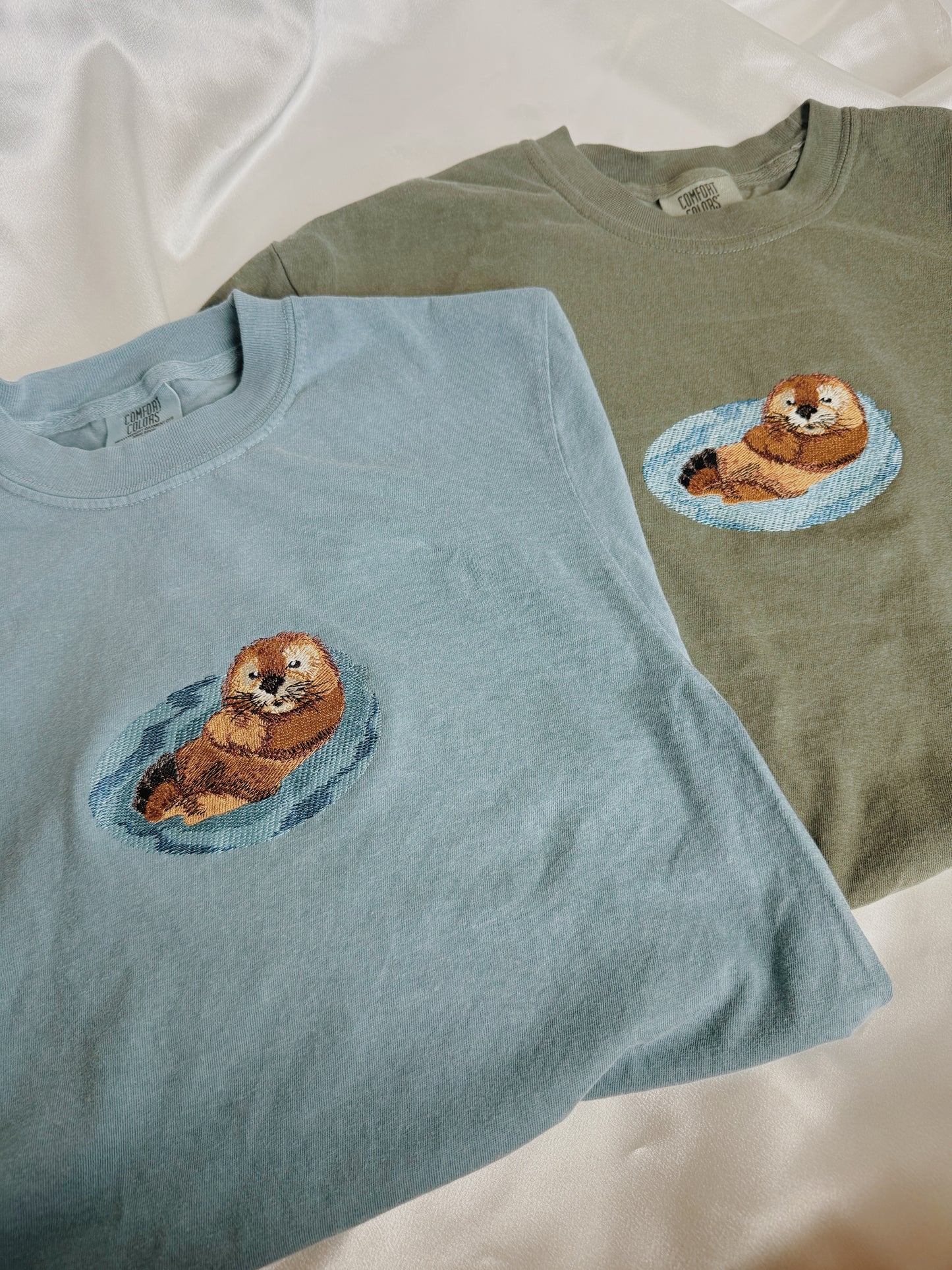 Otter Embroidered T-Shirt