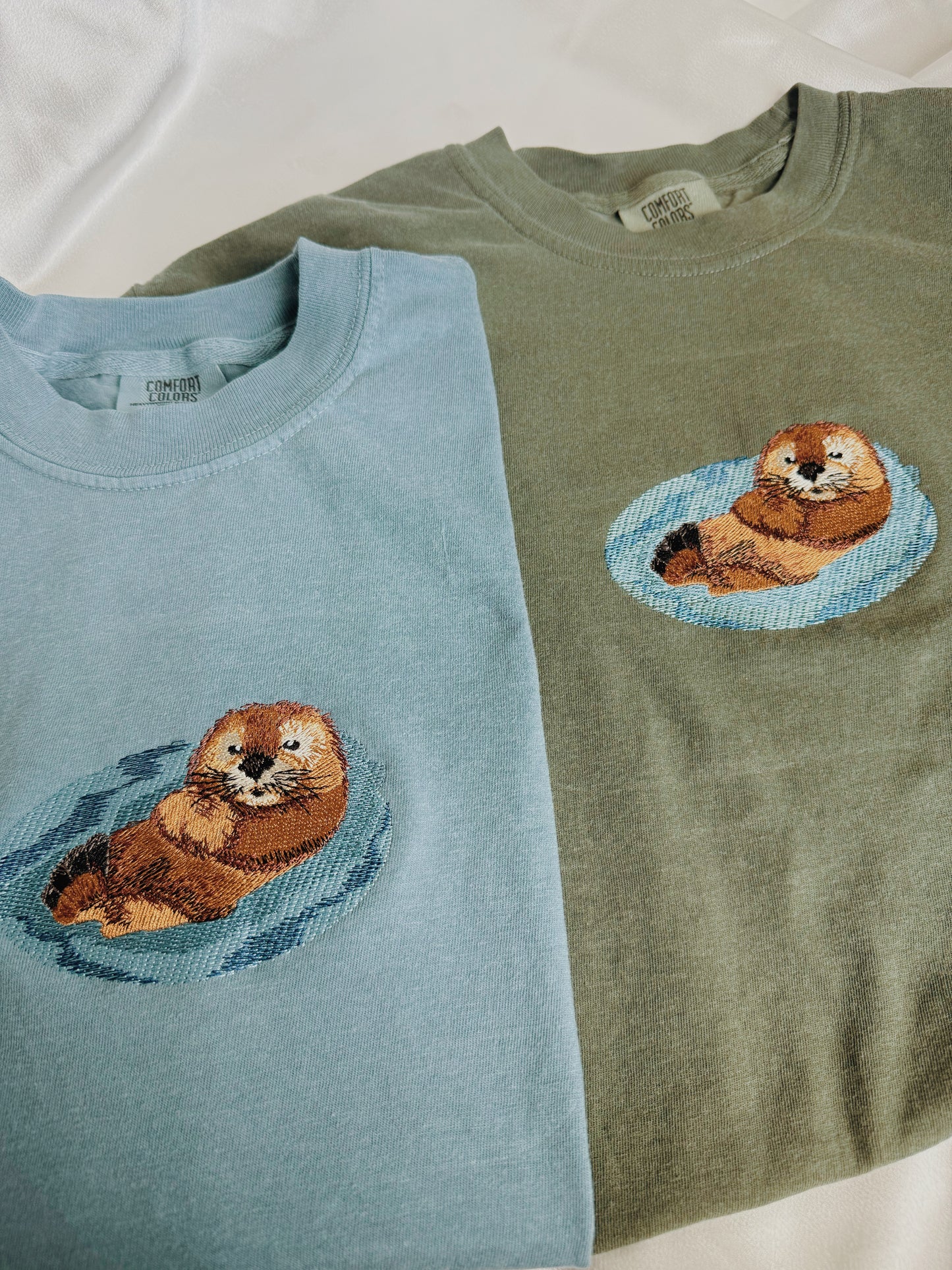 Otter Embroidered T-Shirt