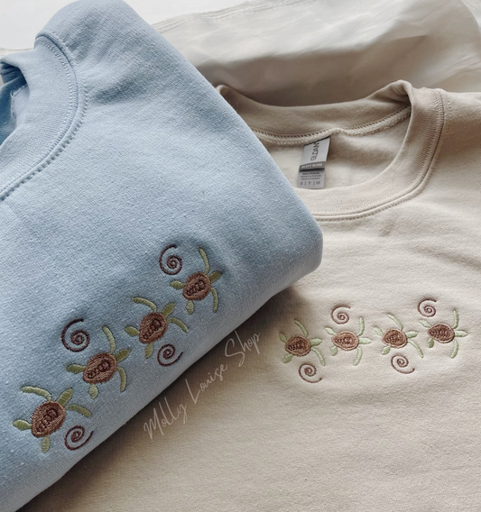 Sea Turtles Embroidered Sweatshirt