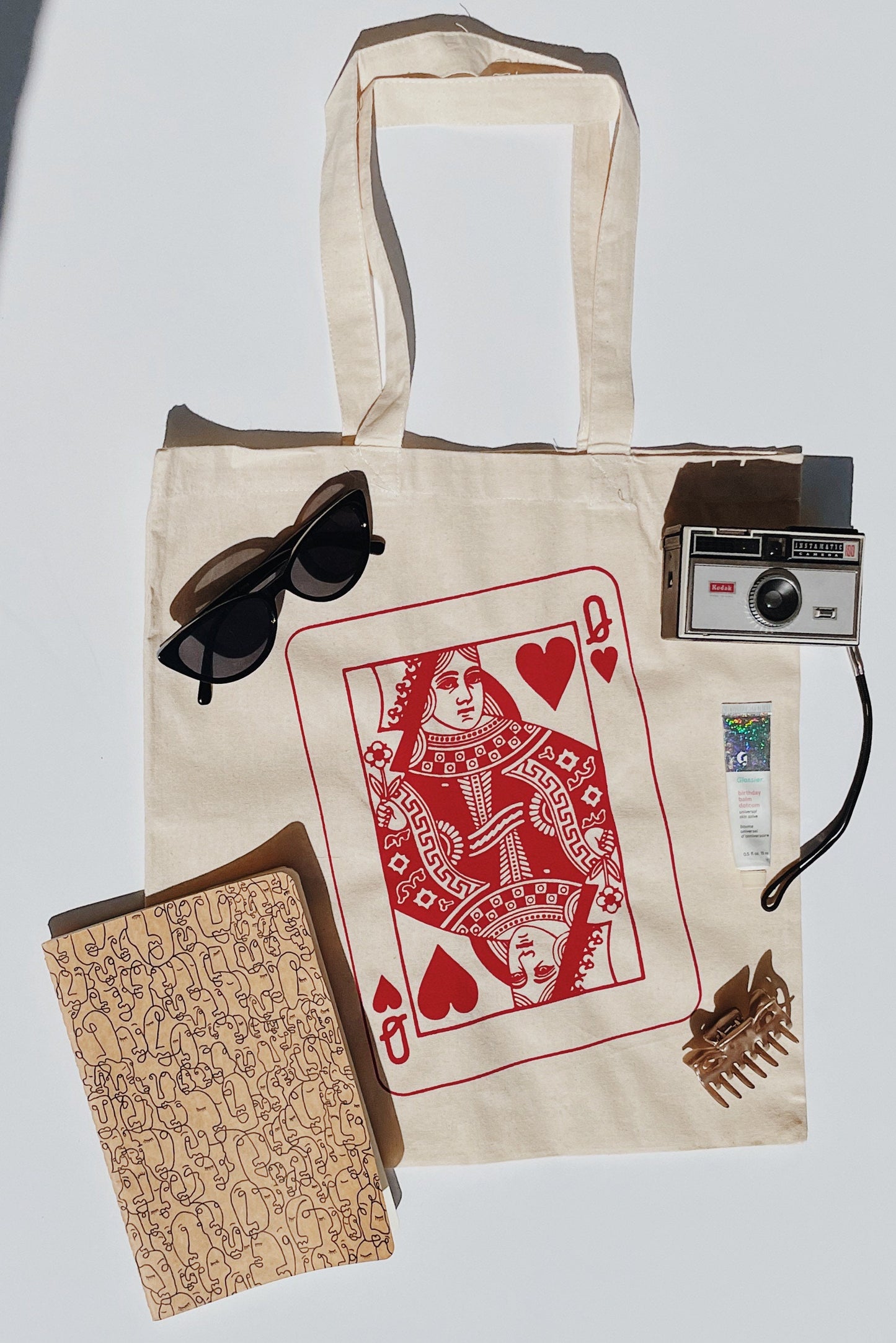 Queen of Hearts Tote Bag | Market Tote Bag l Minimalist Canvas Bag